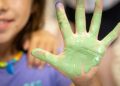 El Centre del Carme lanza su escuela de verano gratuita con el teatro como eje creativo