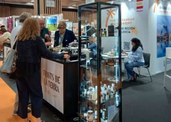 Ocho empresas valencianas exhiben su oferta gourmet en París de la mano de Ivace+i Internacional