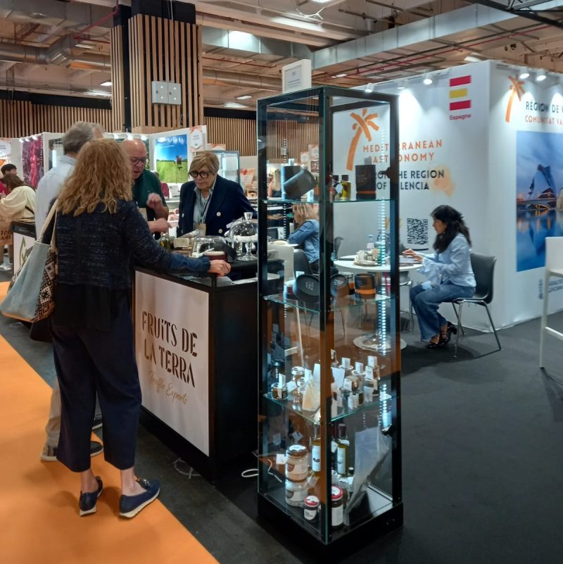 Ocho empresas valencianas exhiben su oferta gourmet en París