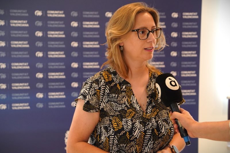 Chulià contrapone la inversión educativa de la Gen