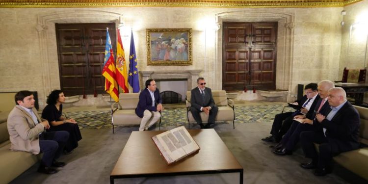 Pérez Llorca resalta el compromiso del Consell con las personas con discapacidad