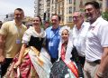 Pérez Llorca destaca el atractivo turístico y cultural de Les Fogueres 2026