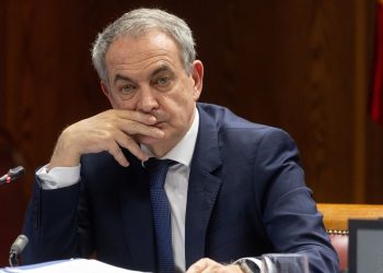 À Punt estrena ‘El caso Zapatero: los datos’
