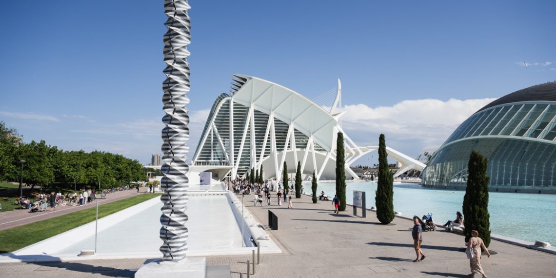 La Ciutat de les Arts abre el verano con una exposición interactiva sobre danza y un eclipse el 12 de agosto