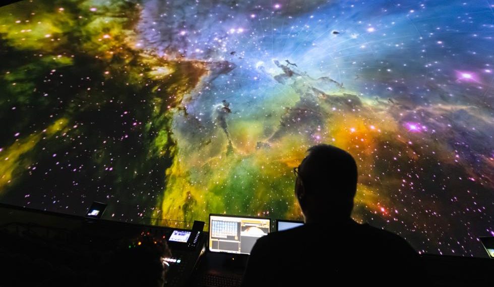 El Hemisfèric estrena una nueva edición de ‘Las Nocturnas de Verano’ con sesiones de astronomía en directo