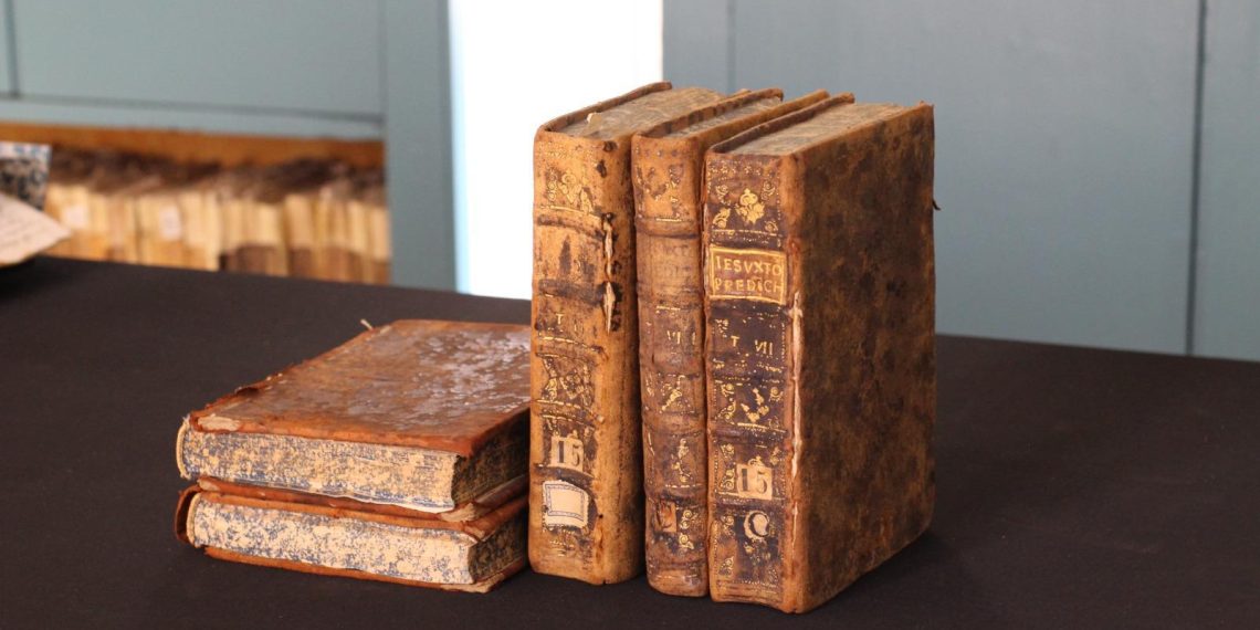 Recuperan en Orihuela un manuscrito desaparecido durante más de medio siglo del canónigo ilustrado Marcelo Miravete