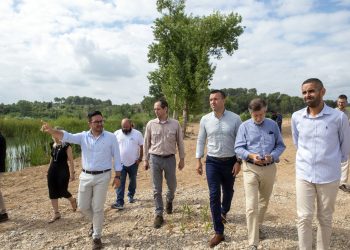 La Diputación de Valencia impulsa junto a Coca-Cola la recuperación del paraje de La Pea arrasado por la dana en Vilamarxant