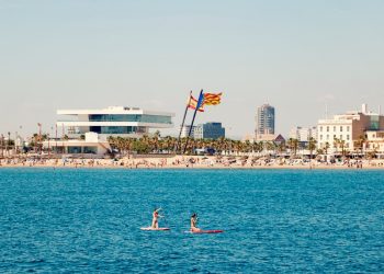 El Ayuntamiento de Valencia activa el dispositivo de salvamento y socorrismo en las playas