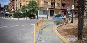 Torrent amplía aceras y elimina vallados para ganar espacio peatonal en Germanies y San Valeriano