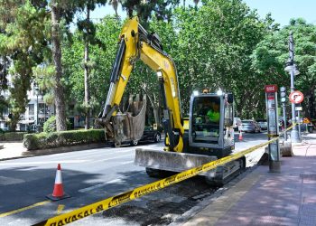 Valencia inicia una macrorenovación de 22.000 metros cuadrados de calzada en la Gran Vía Marqués del Túria