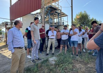 Barrachina asegura que la estrategia de ganadería extensiva garantiza la competitividad del sector y ayuda a fijar población en el interior de la Comunitat