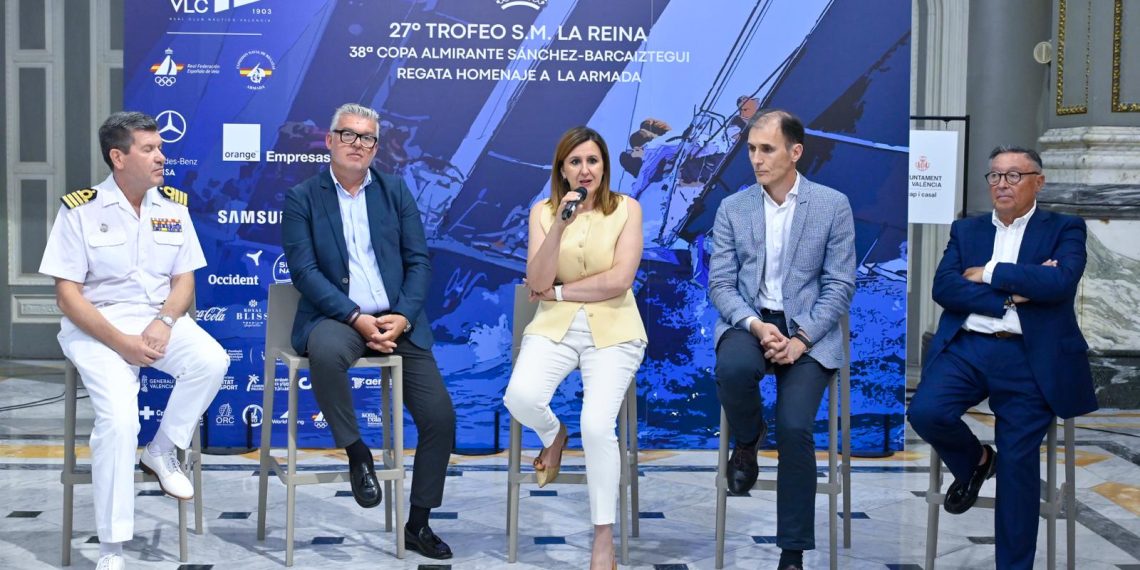 Valencia bate el récord de participación del Trofeo SM La Reina de Vela con 130 embarcaciones
