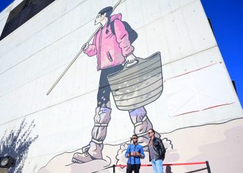 El Ayuntamiento de Valencia confía a Paco Roca el diseño del monumento al voluntariado de la dana