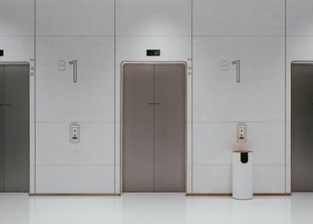 De servicio básico a factor diferencial: Cómo el estado del ascensor está definiendo el éxito inmobiliario en Valencia