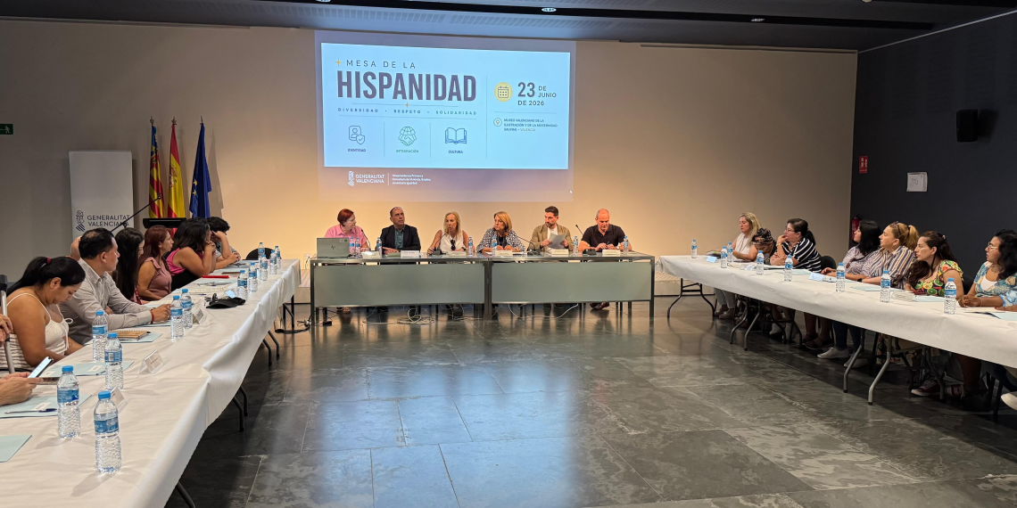 Camarero define la ‘Mesa de la Hispanidad’ como un espacio de escucha activa y colaboración institucional