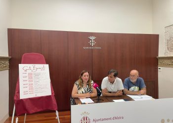 Alzira presenta unas Festes de Sant Bernat gratuitas y descentralizadas con La Fúmiga como gran protagonista