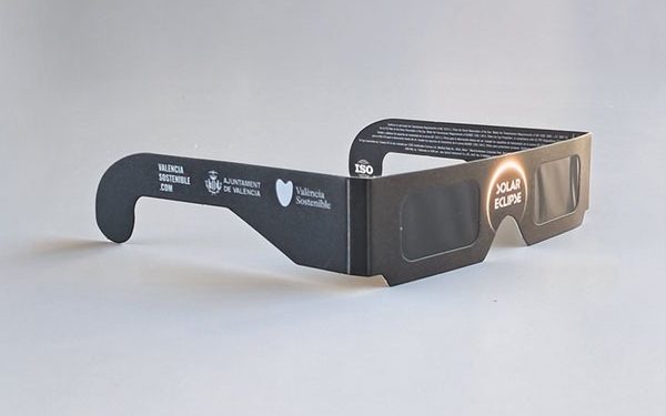 Valencia repartirá gafas homologadas para observar con seguridad el eclipse total de Sol