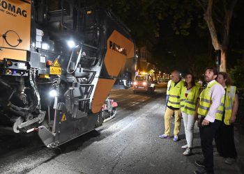 Valencia acelera el asfaltado de Marqués del Túria con el inicio de las obras en horario nocturno