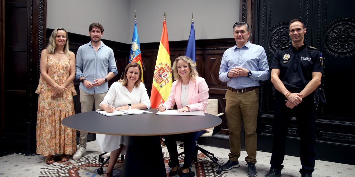 Valencia y Chirivella se alían para formar a la ciudadanía en emergencias con el Plan Valencia + Segura