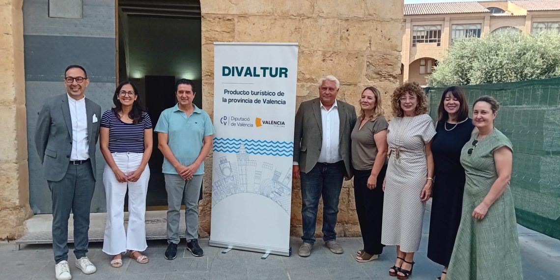 La Diputación de Valencia impulsa rutas para que los cruceristas descubran la provincia de Valencia más allá de la capital