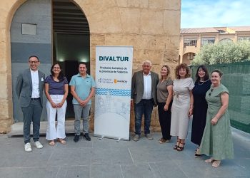 La Diputación de Valencia impulsa rutas para que los cruceristas descubran la provincia de Valencia más allá de la capital
