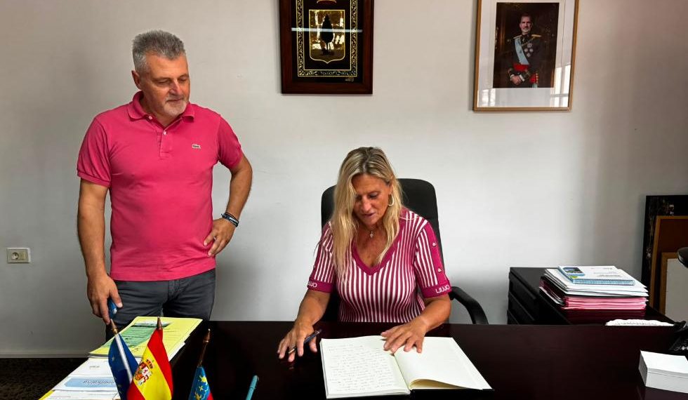 Cirat mejora su área de autocaravanas con una ayuda de 25.000 euros de la Generalitat