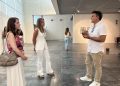 El Palacio de Congresos de Peñíscola inaugura una exposición dedicada al artista Joan Simó