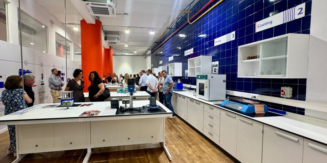 Educación inaugura el Blasco Battery Lab en el CIFP Vicente Blasco Ibáñez de Valencia
