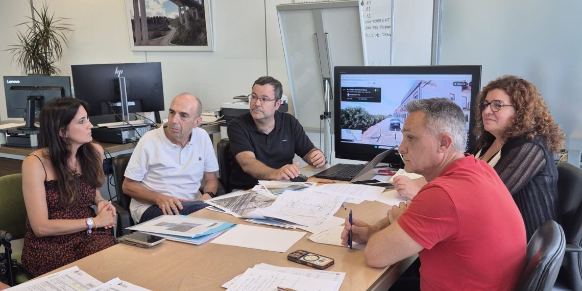 La Generalitat y Ayuntamiento de San Antonio de Benagéber estudian nuevas medidas para reducir el ruido de la CV-35