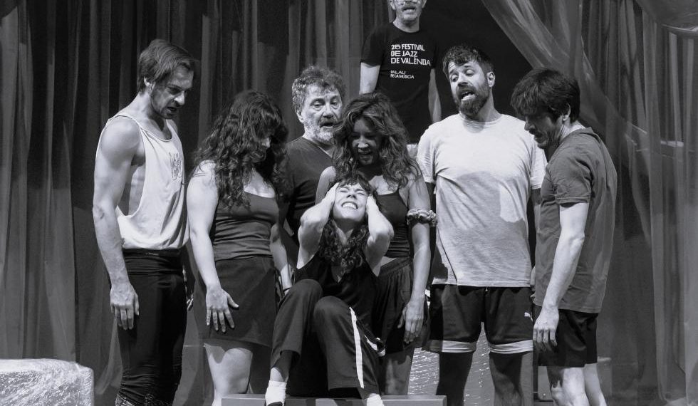 Sagunt a Escena 2026 inaugura su 43ª edición con el estreno de ‘El Narciso en su opinión’