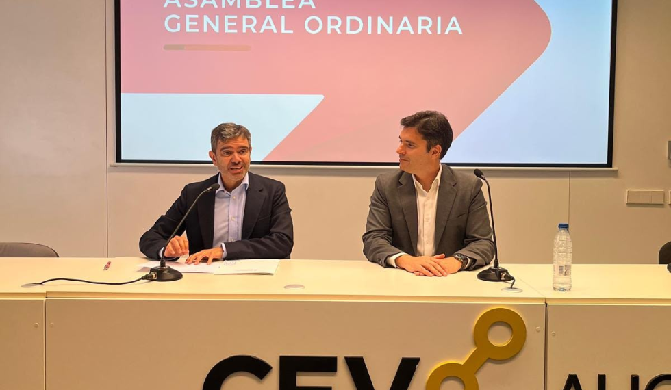Pascual destaca la aportación del sector terciario avanzado al crecimiento económico de Alicante