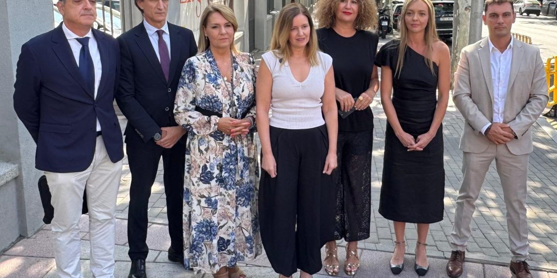Camarero critica la regularización migratoria del Gobierno y reclama coordinación con las autonomías