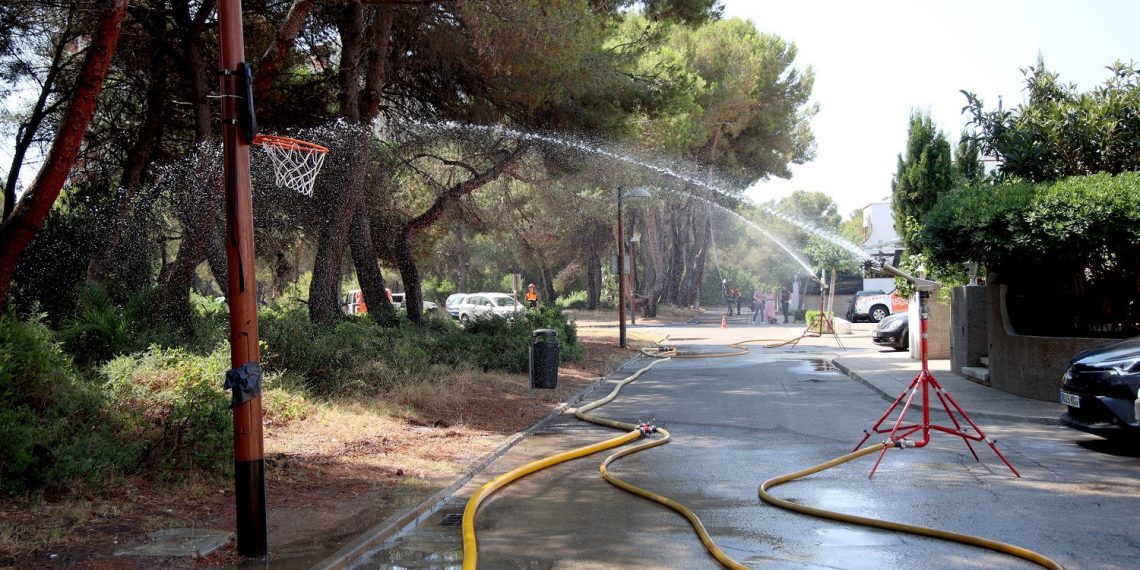 Valencia cierra la Devesa de El Saler por el riesgo extremo de incendios y calor