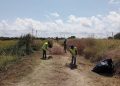 La brigada agrícola inicia los trabajos de mejora de los caminos rurales de La Pobla de Farnals
