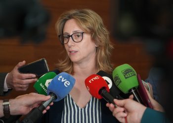 El PPCV reclama a los socialistas que “sean más valencianos que sanchistas y dejen de hacerle el juego con la financiación a ERC”