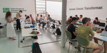 Move Up! impulsa 20 iniciativas emprendedoras de Castellón tras completar la mitad de su recorrido