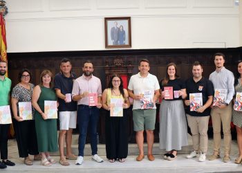 Sagunto y Puerto de Sagunto presentan el libro de sus fiestas patronales con más de un mes de actividades