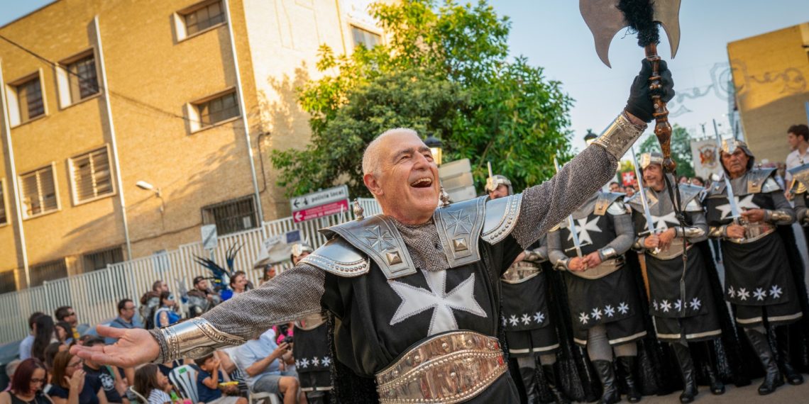 Torrent encara el tramo final de sus fiestas con la Gran Entrada Mora y Cristiana y el día de los Patronos
