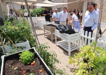 Pérez Llorca apuesta por aumentar las residencias y centros de día en la Comunidad Valenciana