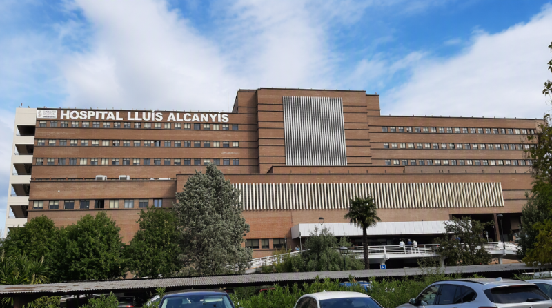 El Hospital Lluís Alcanyís supera los 6 millones de inversión para renovar tecnología e instalaciones