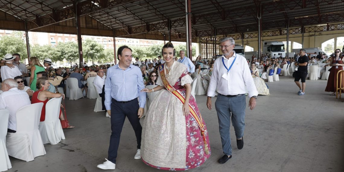 Pérez Llorca respalda al sector del transporte durante la festividad de San Cristóbal en Valencia