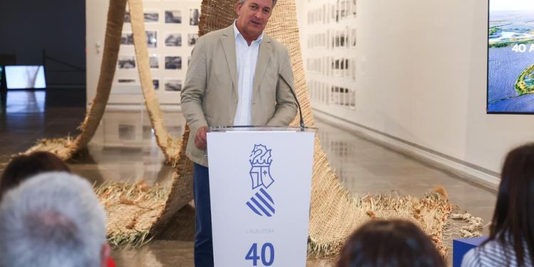 La Generalitat pone en marcha 40 medidas para reforzar la protección de la Albufera en su 40 aniversario