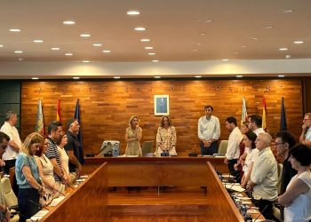 Torrent traslada su apoyo al pueblo venezolano tras los terremotos y recuerda a las víctimas de Metrovalencia