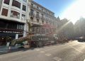 Valencia repone cinco palmeras datileras en la calle de les Barques