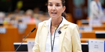 La Generalitat respalda la creación de empresas en 48 horas con la futura fórmula societaria europea
