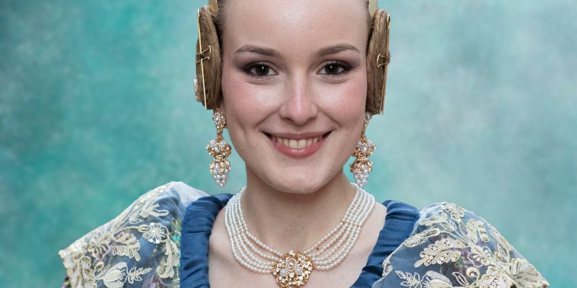 Sónia Escrich Andreu, nomenada VI regina del joscs florals de Benimaclet