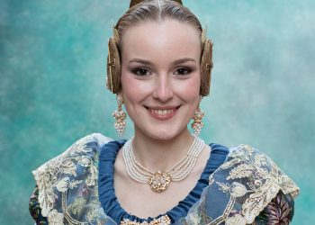 Sónia Escrich Andreu, nomenada VI regina del joscs florals de Benimaclet