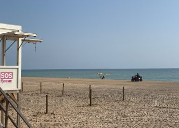 Sueca despliega un refuerzo policial en sus playas con más de 160 servicios durante el verano