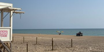 Sueca despliega un refuerzo policial en sus playas con más de 160 servicios durante el verano