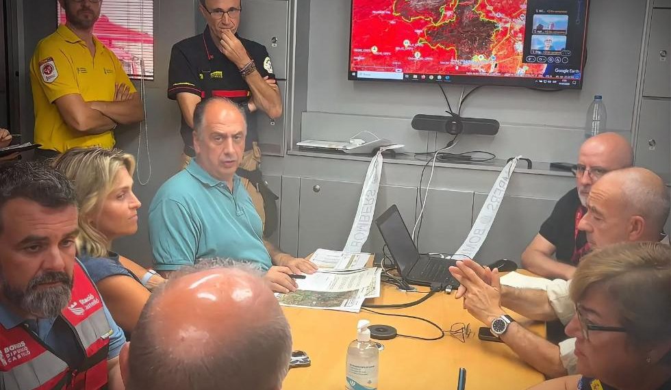 El incendio de la Vall d’Uxó queda estabilizado y los evacuados de Artana y Eslida regresan a sus hogares